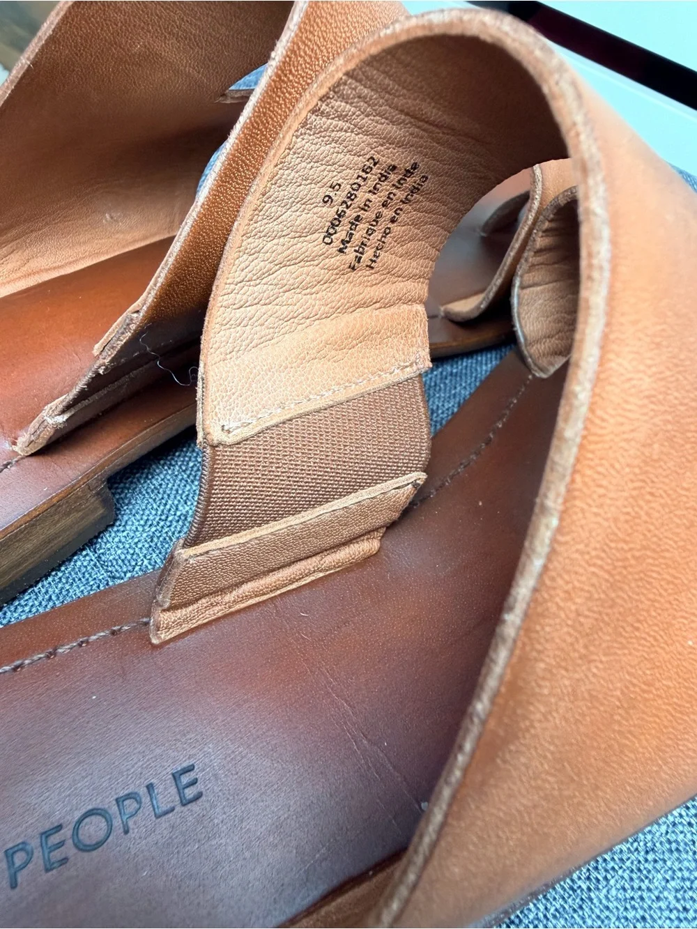 Free People Abilene Toe Loop Sandals Luggage Brown Leather Size 9.5 NWOT Boho